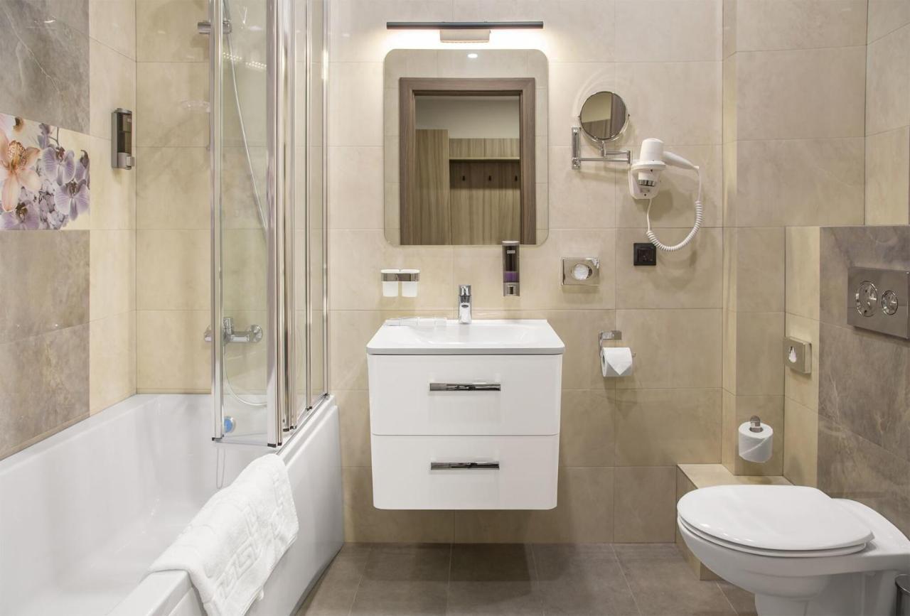 Willing Hotel Minsk Luaran gambar